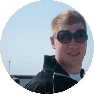 Kacper Wrona – Księgowy